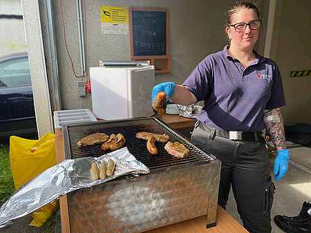Blutspende, DRK-Heim, Grill, Bratwurst